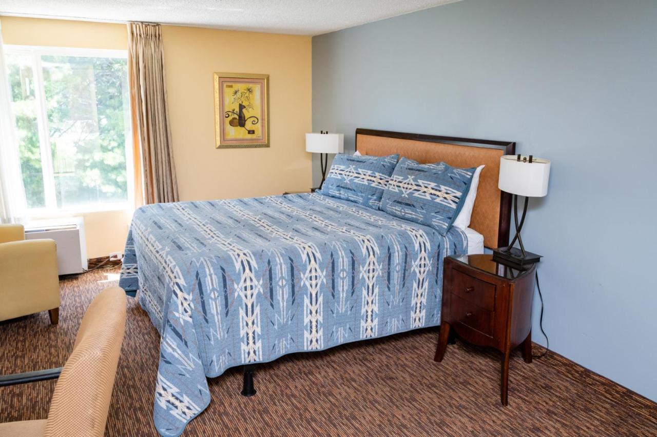 Columbia Gorge Inn カスケード・ロックス エクステリア 写真