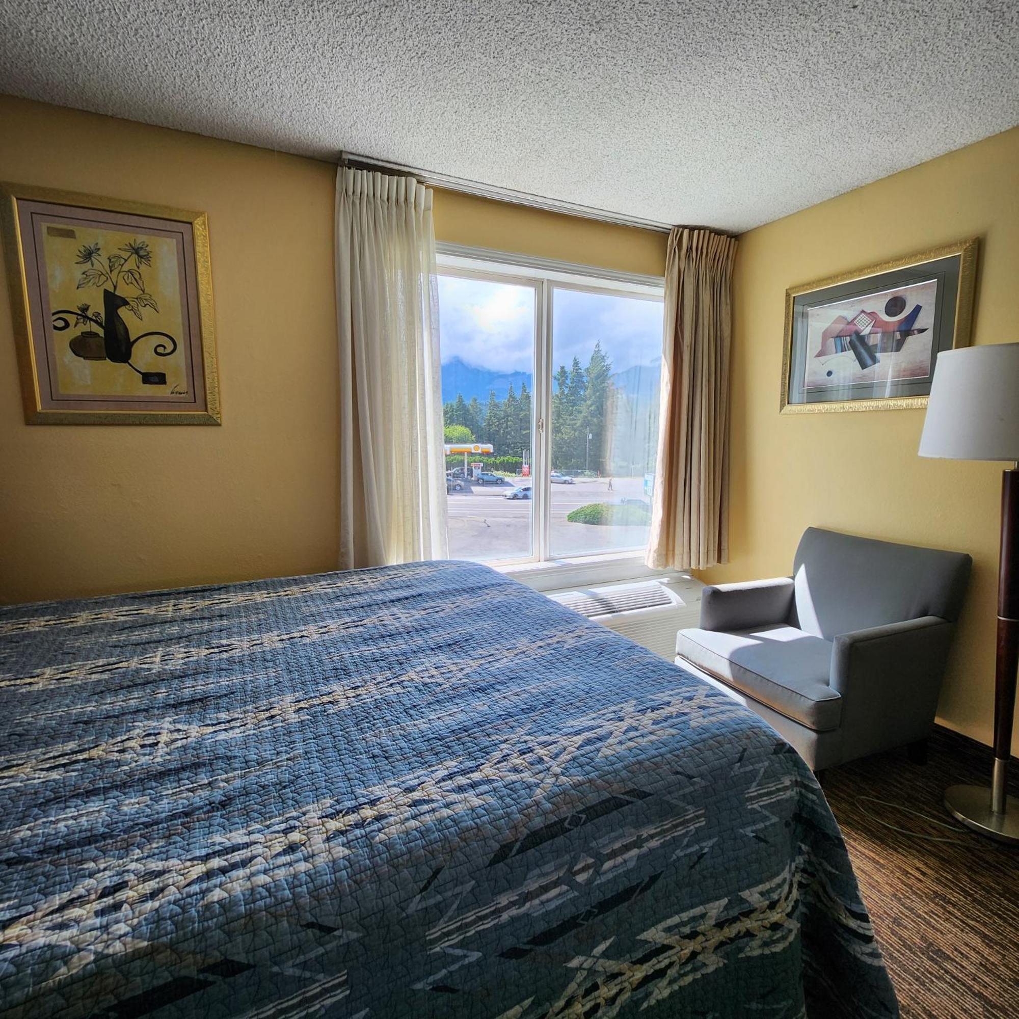 Columbia Gorge Inn カスケード・ロックス エクステリア 写真