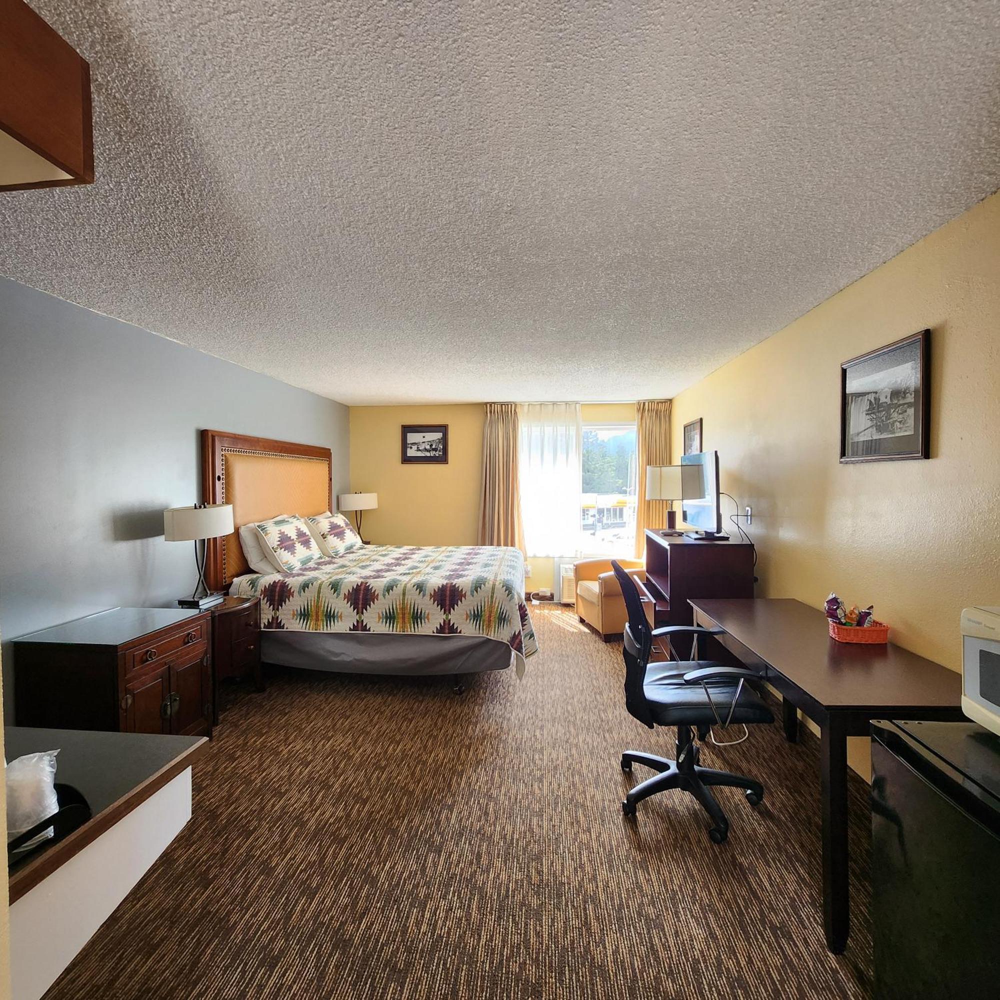 Columbia Gorge Inn カスケード・ロックス エクステリア 写真