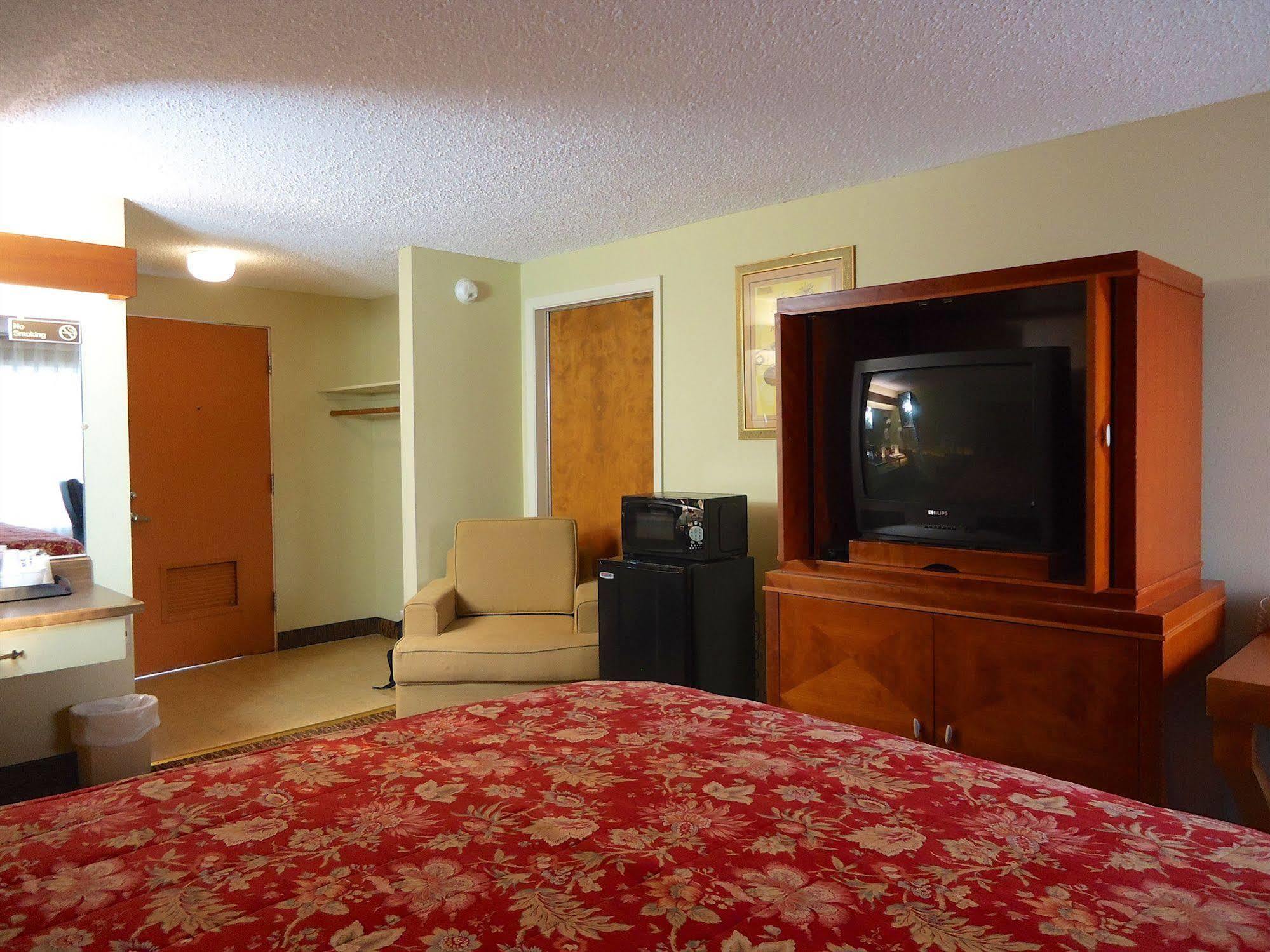 Columbia Gorge Inn カスケード・ロックス エクステリア 写真