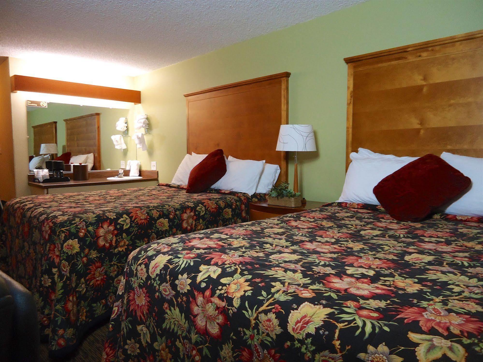 Columbia Gorge Inn カスケード・ロックス エクステリア 写真